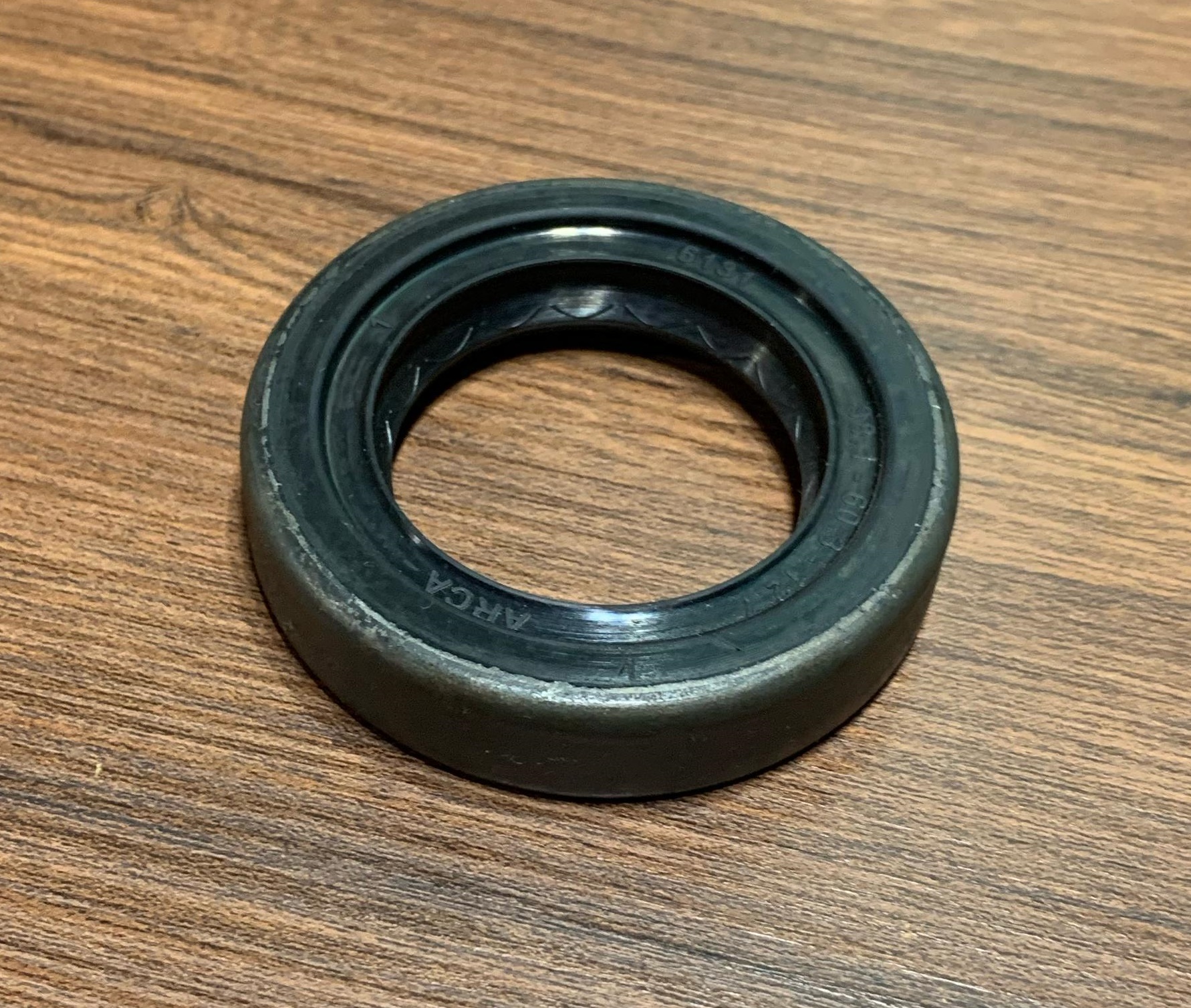 RETENTOR DE CAMBIO ( CARDAN ) MAVERICK V8 ( MOTOR 302 ) 5.0