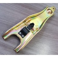 GARFO DE EMBREAGEM ( CAMBIO CLARCK 4 M ) MAVERICK V8 ( MOTOR 302 ) 5.0